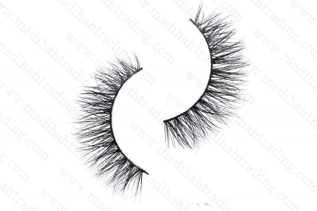 Madihah Trading 3d real mink lashes wholesale.