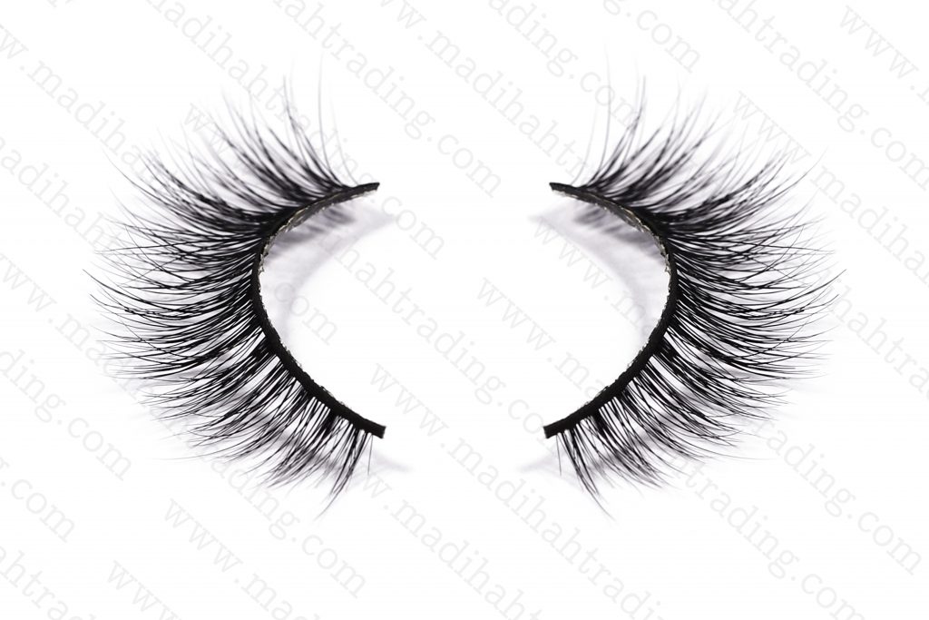 Madihah Trading wholesale 3d mink eyelashes amazon try on.