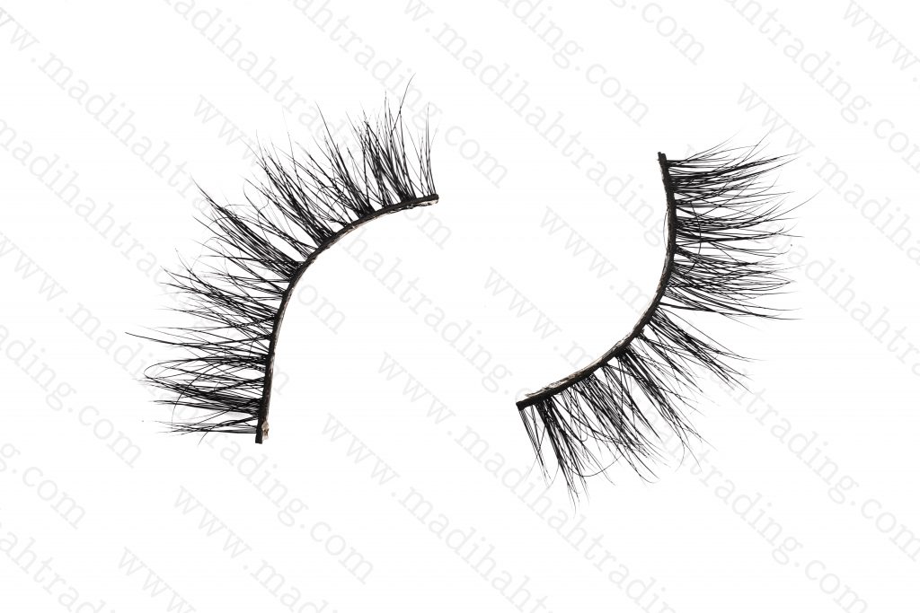 Madihah natural mink fur eyelashes wholesale.