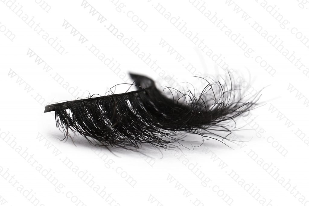 Madihah horse fur hair lashes reusable false eyelashes.