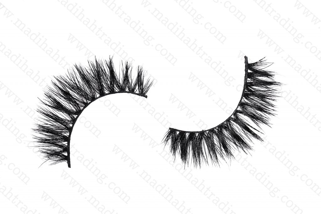 Madihah dropshipping the best horse hair 3d mink eyelashes to the horse hair lashes manufacturers usa.