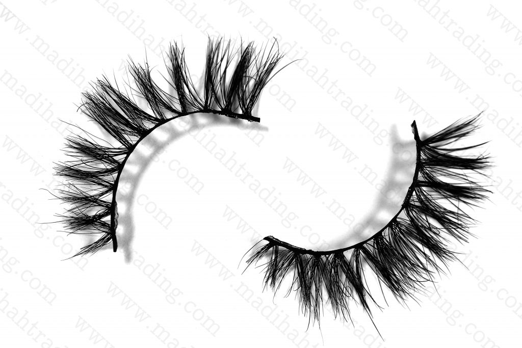 Madihah dropshipping the 3d horse hair mink lashes wish items to the custom horse fur lash manufacturers korea.