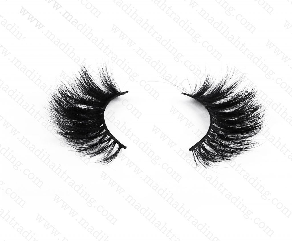 Madihah dropshipping the 3d horse hair mink eyelashes ebay items to the horse hair eyelashes manufacturers in india.