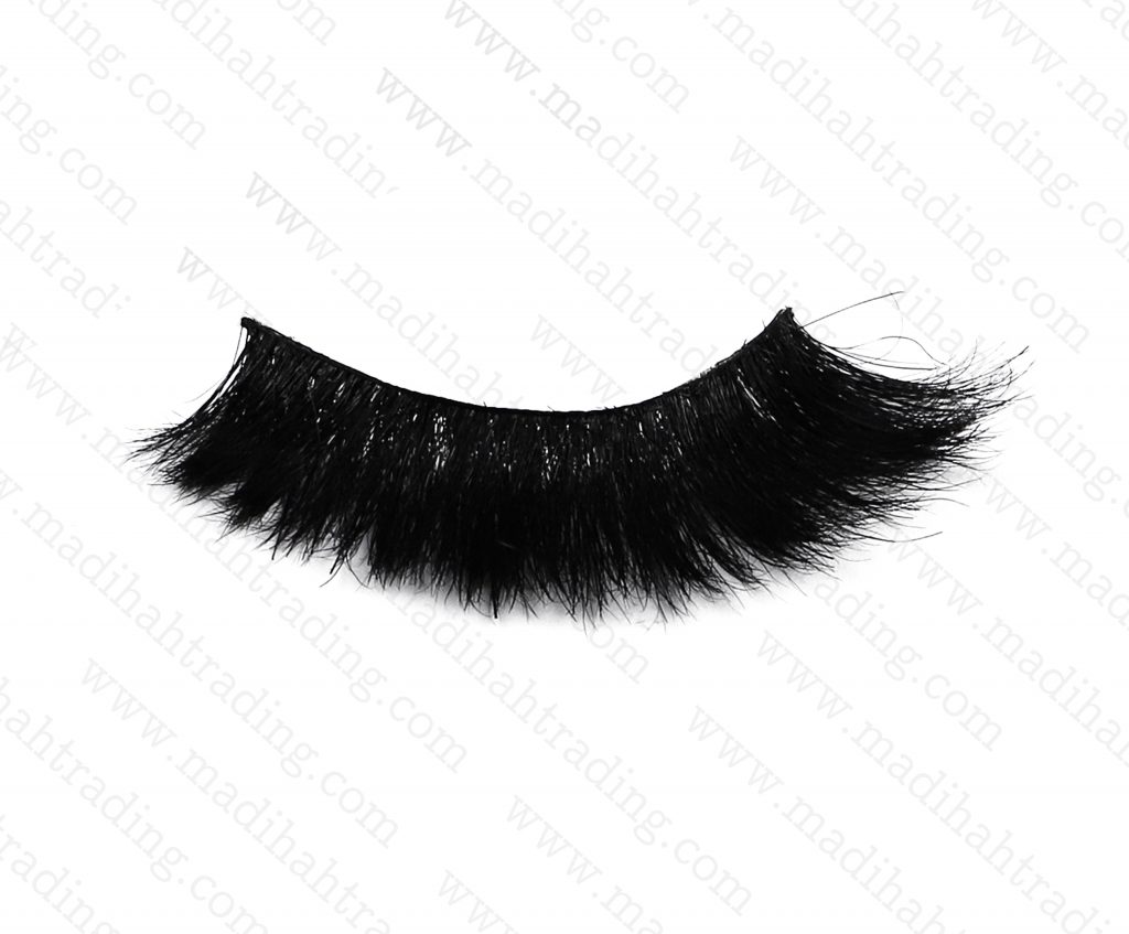 Madihah dropshipping the 3d horse hair mink eyelashes ebay items to the horse hair eyelashes manufacturers in korea.