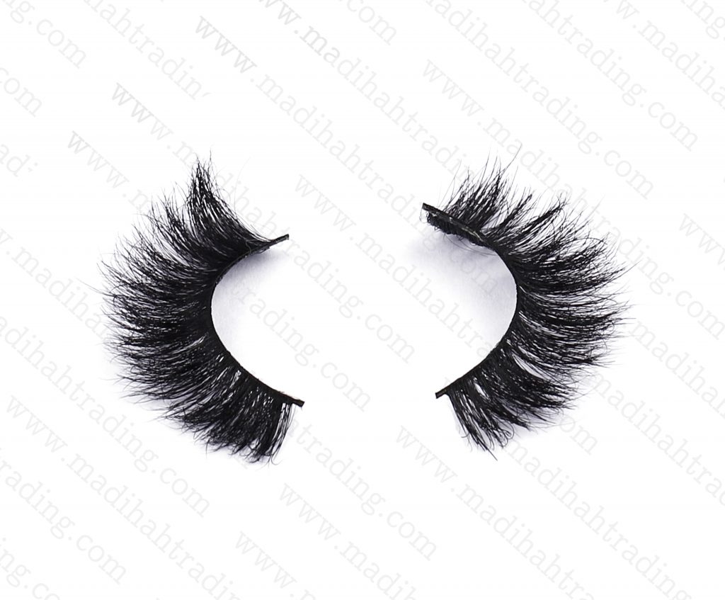 Madihah Trading 3d mink lashes vendors supply the mink eyelash extensions wholesale.