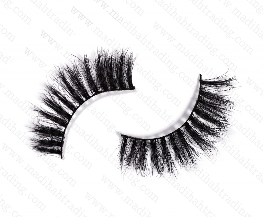 Madihah Trading 12mm 3d mink eyelashes amazon yx13 provide the 3d mink lashes extensions.