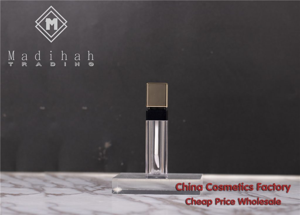 Madihah empty lip gloss tube 01