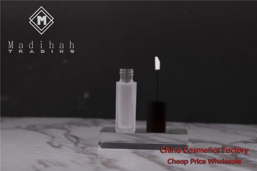 Madihah empty lip gloss tube 07